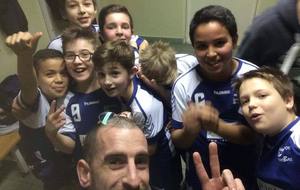 12G| #selfievictoire 
Belle victoire de nos -12 garçons contre Arve-Giffre Marignier (14-13) et défaite contre Genevois (18-10) 
Bravo à eux.