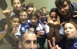 12G| #selfievictoire 
Belle victoire de nos -12 garçons contre Arve-Giffre Marignier (14-13) et défaite contre Genevois (18-10) 
Bravo à eux.