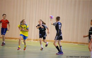 19/10--> VICTOIRE -13 FILLES vs HANDBALL PAYS-ROCHOIS (25-10)